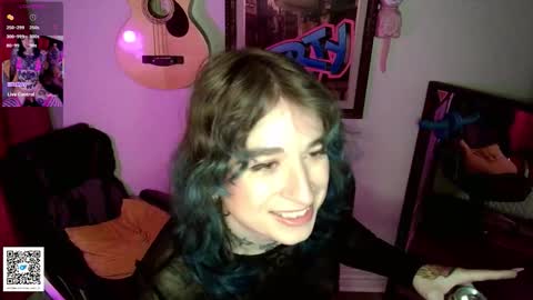 Snapshot of miss_raven_ts chatting on November 25, 5:46 pm Raven online show from November 25, 5:46 pm