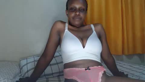 Snapshot of miss_reina21 chatting on May 10, 7:08 pm Reina online show from May 10, 7:08 pm