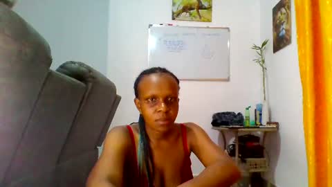 Snapshot of miss_reina21 chatting on July 17, 1:23 am Reina online show from July 17, 1:23 am