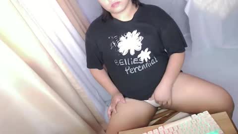 Snapshot of miss_ricadows18 chatting on September 25, 1:31 am Rica online show from September 25, 1:31 am