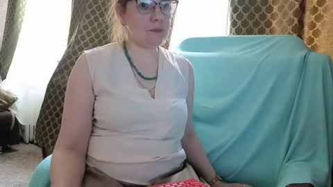 Snapshot of miss_sandrax chatting on May 26, 4:14 pm miss sandrax online show from May 26, 4:14 pm