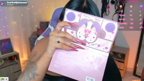 Snapshot of miss_scarllet chatting on July 2, 1:06 pm 100 thumbs up online show from July 2, 1:06 pm