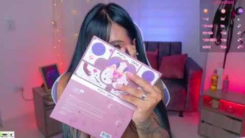 Snapshot of miss_scarllet chatting on July 27, 1:07 pm 100 thumbs up online show from July 27, 1:07 pm