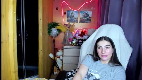 Melanie  January 15th is my birthday there will be an interesting show  online show from January 12, 9:58 am