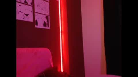 miss_taylors online show from March 12, 8:59 pm