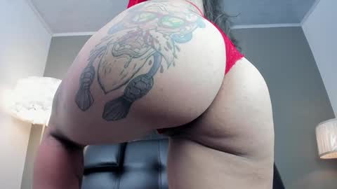 Snapshot of miss_vaiolette chatting on December 21, 2:04 pm Vaiolette online show from December 21, 2:04 pm