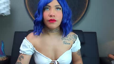 Snapshot of miss_vaiolette chatting on September 10, 11:10 am Vaiolette online show from September 10, 11:10 am