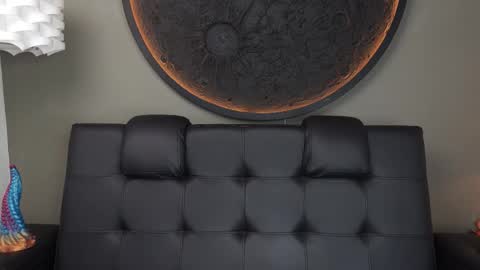 Vaiolette online show from November 19, 11:10 am