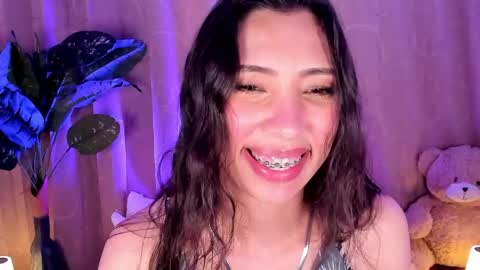 Snapshot of miss_veronica2 chatting on May 26, 1:51 pm Miss Veronica online show from May 26, 1:51 pm