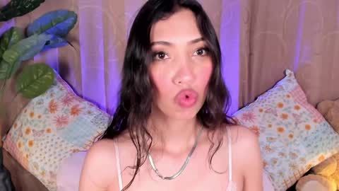 Snapshot of miss_veronica2 chatting on May 28, 1:08 pm Miss Veronica online show from May 28, 1:08 pm