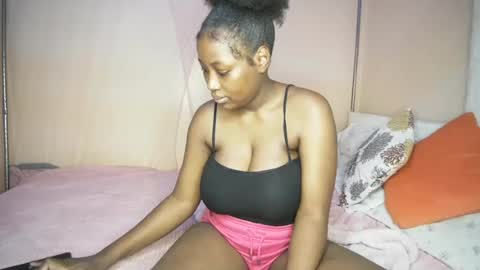 Snapshot of miss_worldfire chatting on June 13, 4:05 pm miss_worldfire online show from June 13, 4:05 pm