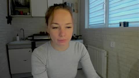 miss_you20 online show from October 17, 5:32 am
