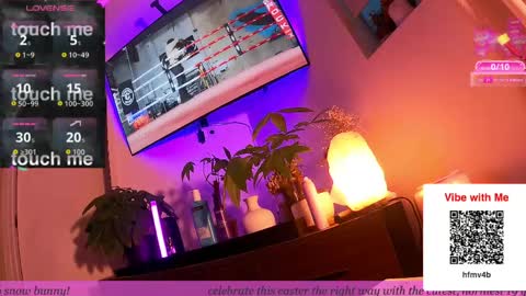 prettylittlenympho online show from April 6, 2:20 am