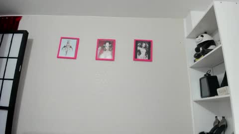 Snapshot of missallydoll chatting on May 31, 10:55 am Ally OFMissallydoll . online show from May 31, 10:55 am