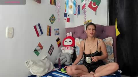 Snapshot of missangel_8 chatting on June 21, 9:45 am Missangel 8 online show from June 21, 9:45 am