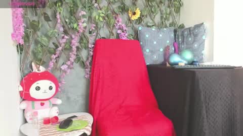Snapshot of missangel_8 chatting on July 23, 6:50 pm Missangel 8 online show from July 23, 6:50 pm