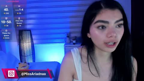 Ariadna Ruiz online show from April 21, 12:00 pm