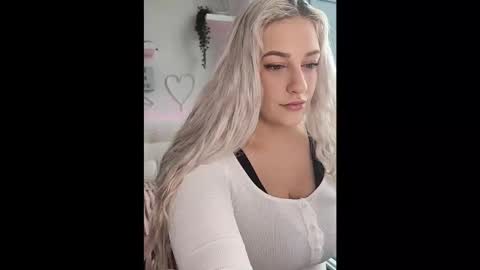 Bella Romano online show from December 22, 7:44 pm