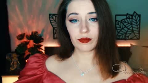 The divine Beverly online show from February 2, 6:10 pm