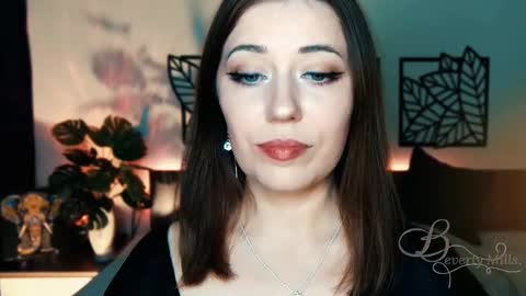 The divine Beverly online show from February 10, 5:52 pm