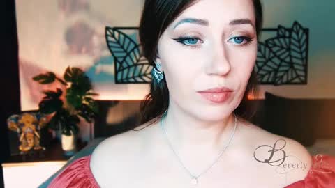 The divine Beverly online show from February 19, 9:17 am