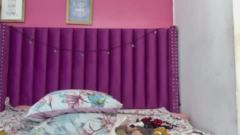 Miss Evelyn  online show from March 29, 12:27 pm