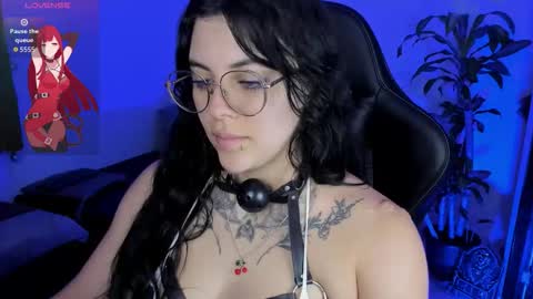 Missy Charlottte.  Hey remember to give me a thumbs up ty online show from October 27, 4:05 am