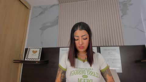 misscheelsee_as online show from December 23, 7:20 pm