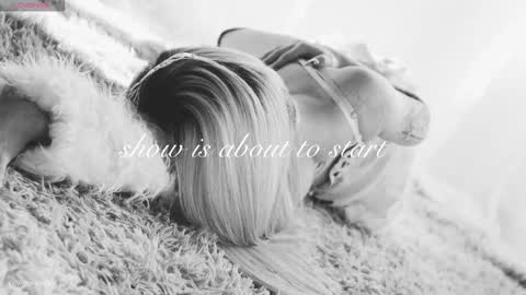 Chloe freelance model Please your thumbs up are important  online show from March 13, 12:17 am