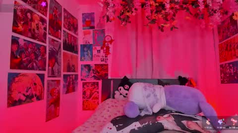 Snapshot of misscurvytop chatting on November 29, 11:52 pm Vane online show from November 29, 11:52 pm