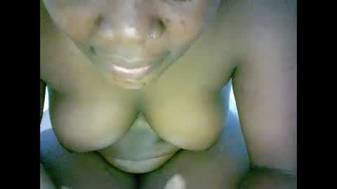 Snapshot of misscuteberry chatting on February 20, 6:13 pm VAL online show from February 20, 6:13 pm