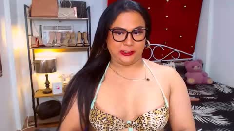 missdominantbigcockx online show from April 1, 1:52 pm