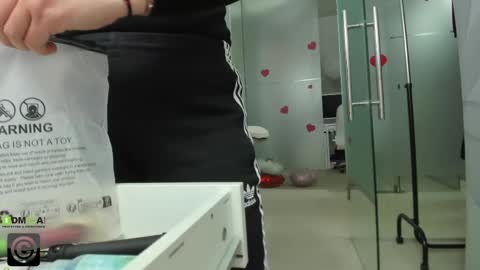 Snapshot of missdominna chatting on May 12, 2:41 am Miss Domina online show from May 12, 2:41 am