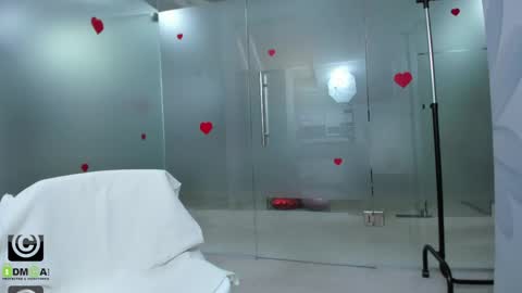 Snapshot of missdominna chatting on May 23, 3:01 am Miss Domina online show from May 23, 3:01 am