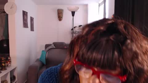 Emilie Diaz online show from February 10, 2:54 pm