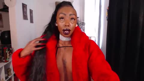 Emilie Diaz online show from March 9, 3:49 pm