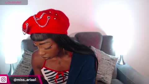 Emilie Diaz online show from June 5, 3:29 pm