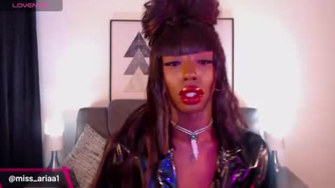 Emilie Diaz online show from June 17, 3:02 pm