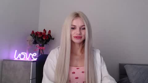 EMMA online show from February 7, 9:15 pm