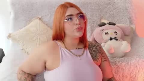 Snapshot of missevans_ chatting on April 18, 6:45 pm missevans_ online show from April 18, 6:45 pm