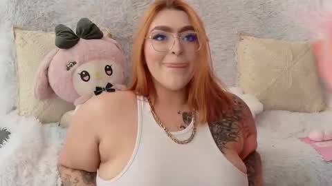 Snapshot of missevans_ chatting on May 19, 4:46 pm missevans_ online show from May 19, 4:46 pm