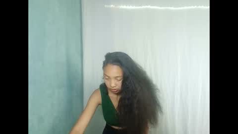 MadagascarQueen online show from April 29, 10:41 am