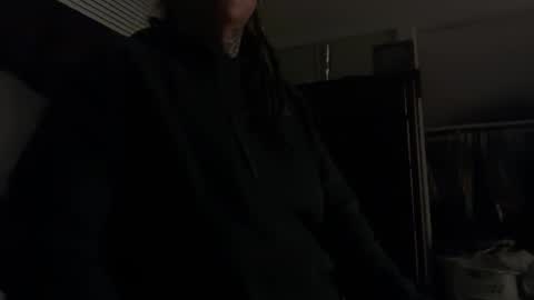 Snapshot of misshoneybadger333 chatting on November 3, 8:48 am misshoneybadger333 online show from November 3, 8:48 am