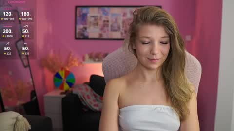 Melissa online show from March 19, 2:32 pm