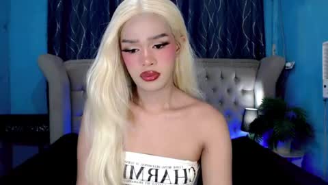 im your queen steffie online show from July 30, 1:10 pm