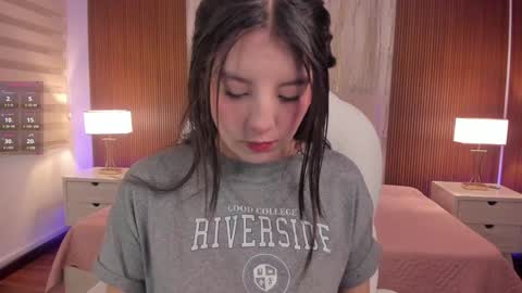 Bella Castillo online show from January 16, 11:37 am