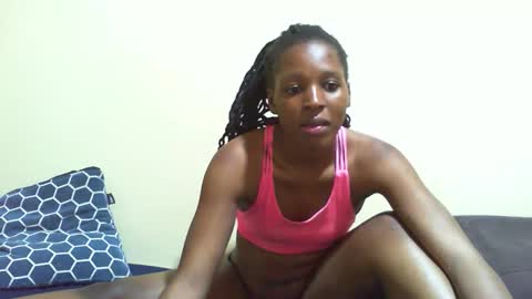 missjade25 online show from March 19, 10:19 am