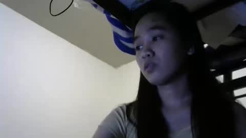 Snapshot of missjona08 chatting on December 13, 5:00 pm Jona online show from December 13, 5:00 pm