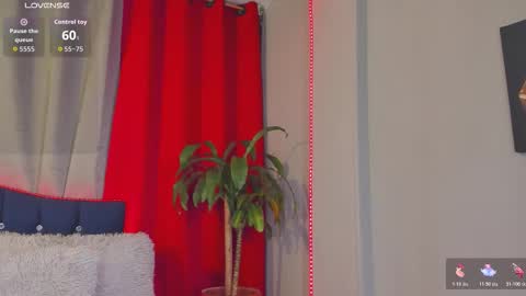 kassandra lazcano online show from October 25, 1:57 am