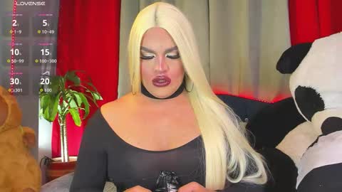 kassandra lazcano online show from March 7, 1:13 am